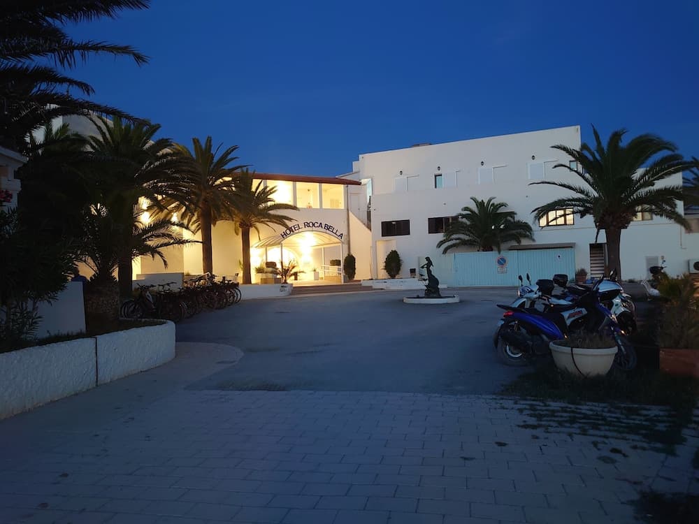 Hotel Roca Bella