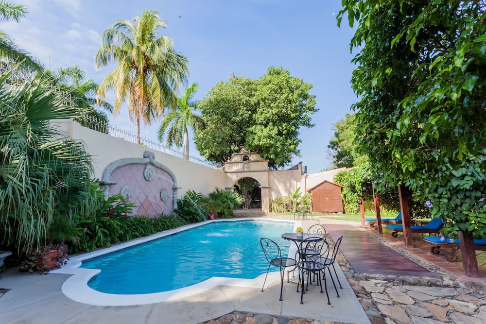 Hotel Los Robles