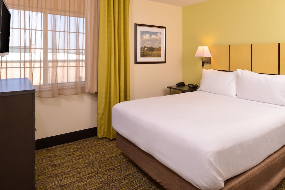 Candlewood Suites Bloomington Normal