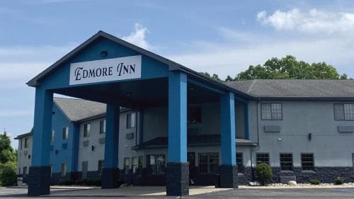 Maxfields Inn