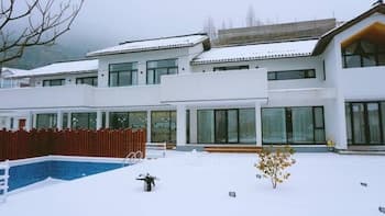 Cloud Mansion