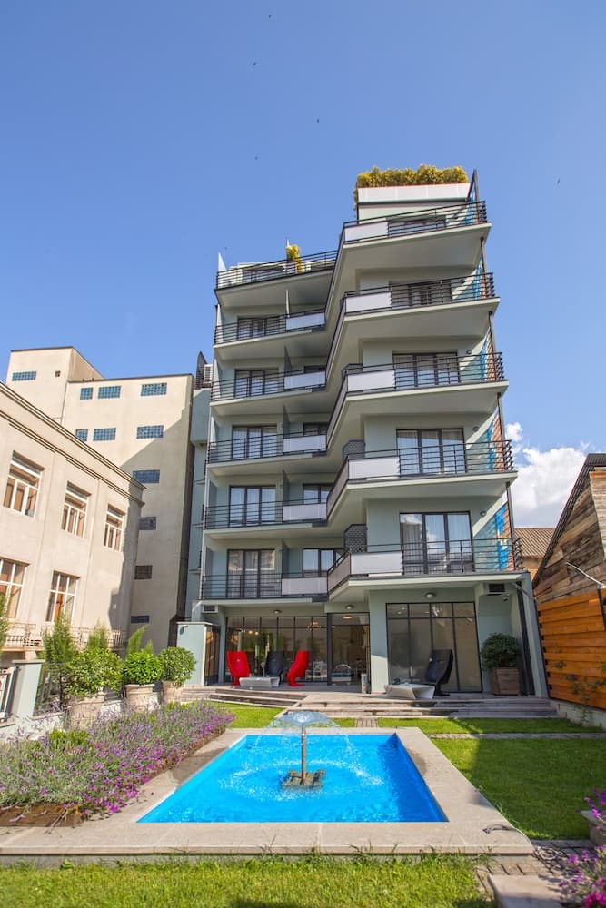 Sephia Hotel