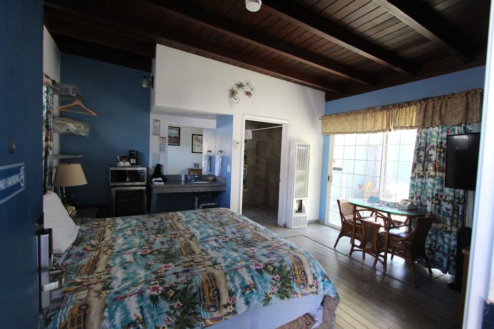Edgewater Beach Inn