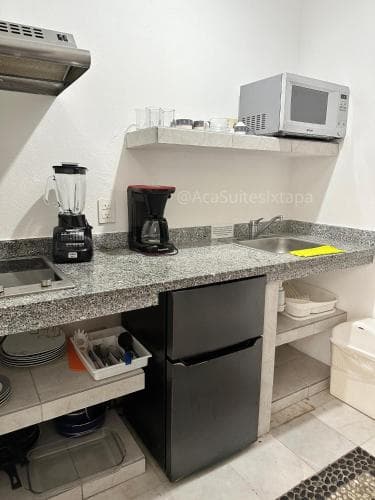 Aca Suites Ixtapa