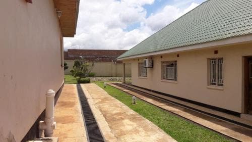 Emmaculate Lodge