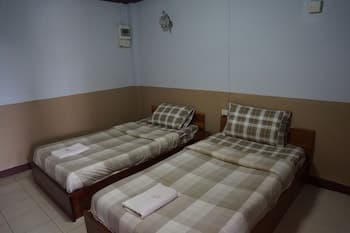 N.J. Hotel