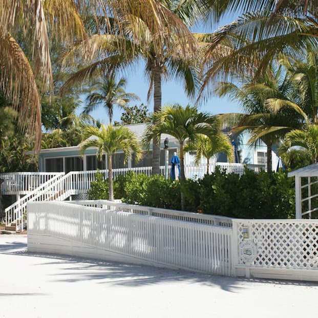 Waterside Inn on the Beach