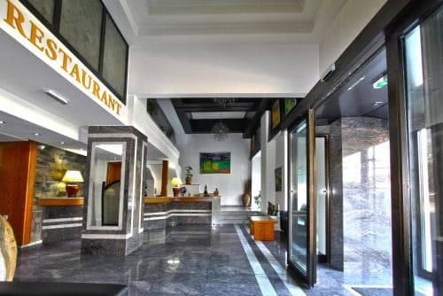 Hotel Lirak