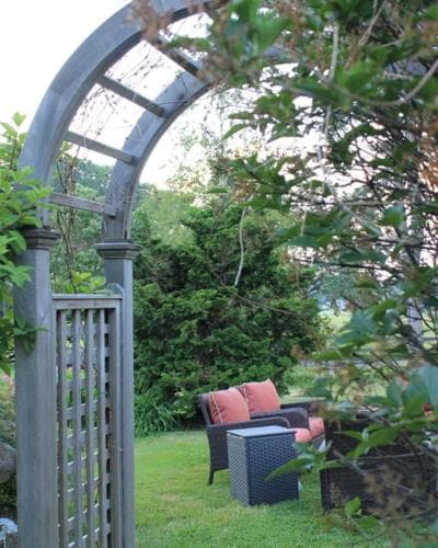 1802 House Bed and Breakfast
