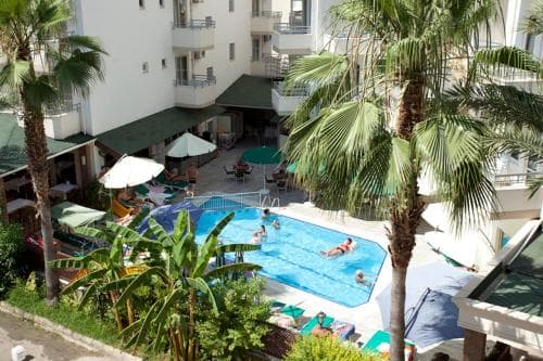Remi Hotel
