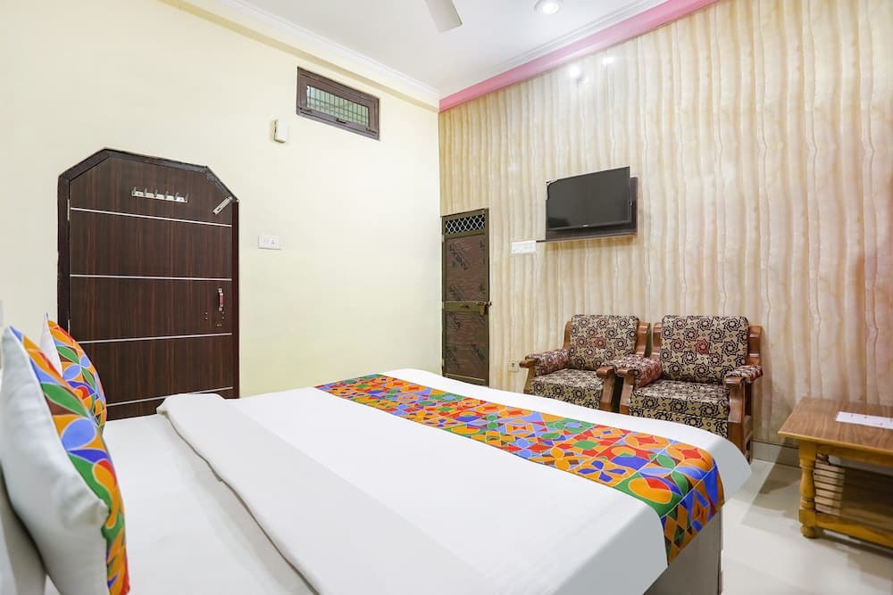 Fabexpress Maa Vaishno Palace