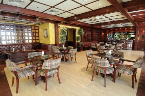 Falaj Daris Hotel