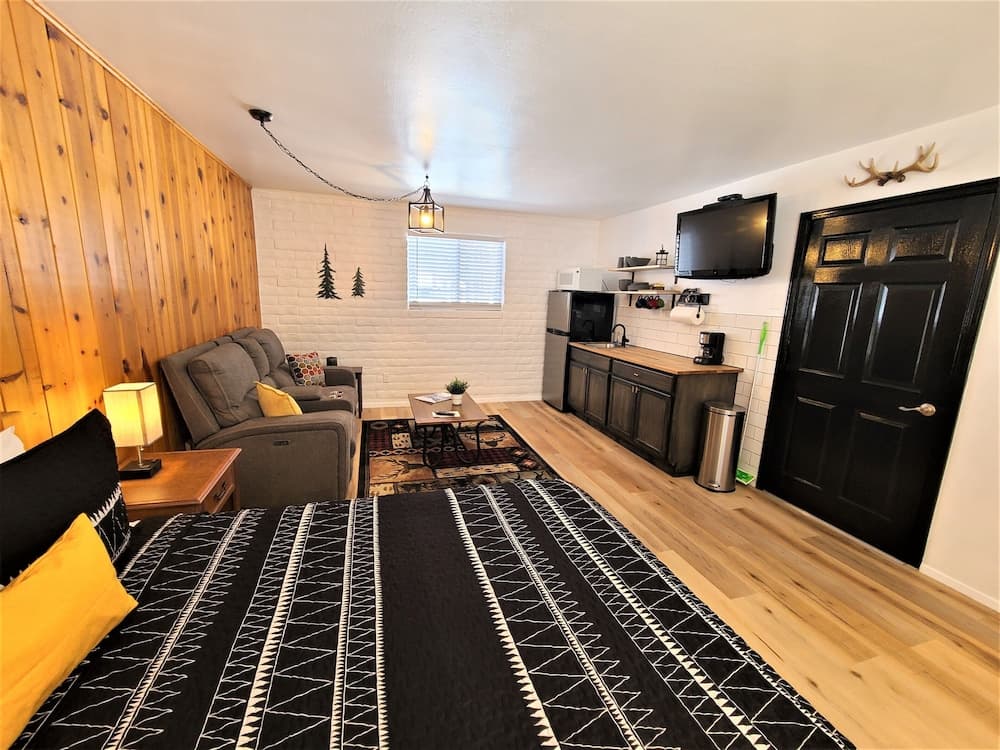 The Nook Pinetop