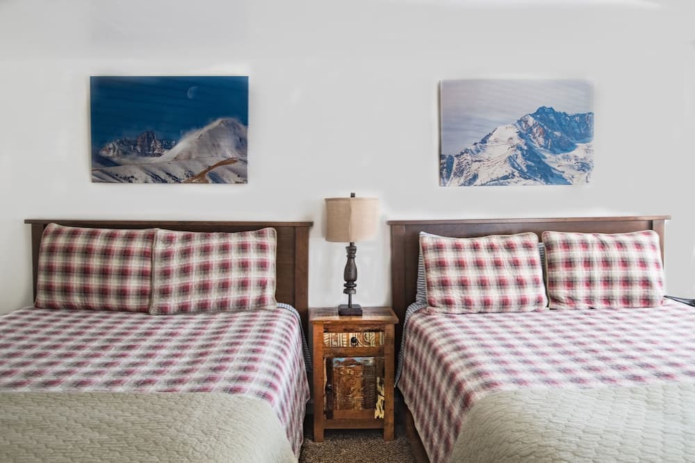 Mt Williamson Motel And Base Camp