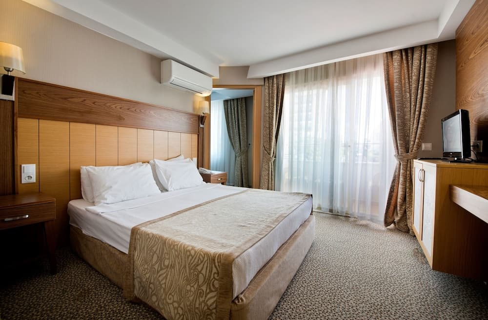 MC Beach Resort Hotel