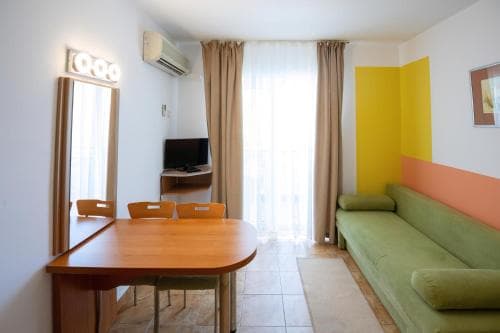 Modern Complex Mamaia