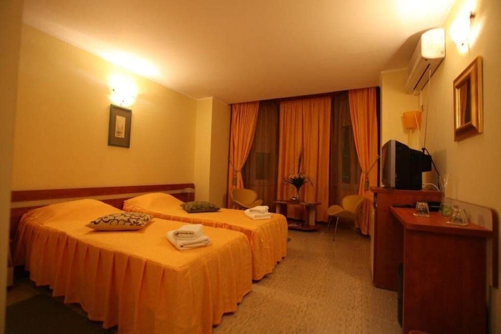 Traian Hotel