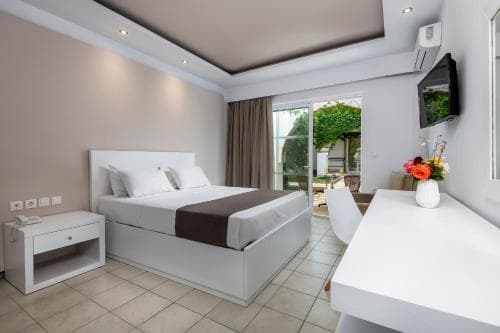 Gaia Royal Hotel