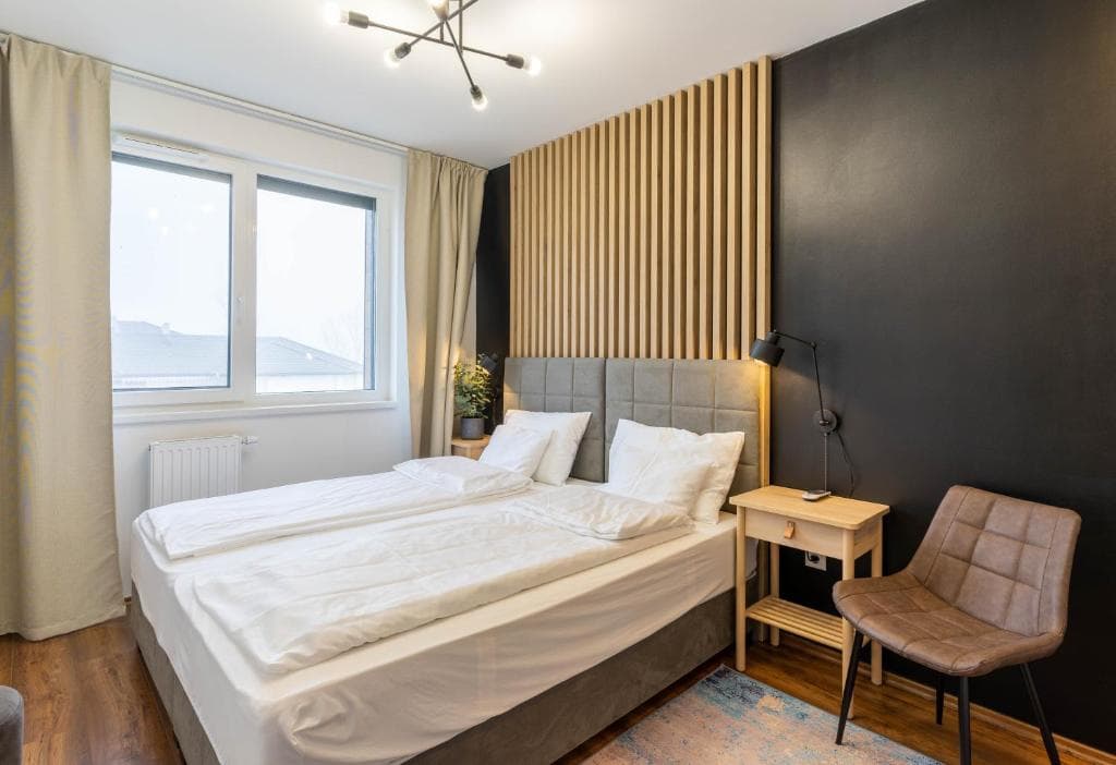 LakeView Apartment 305 Beachfront