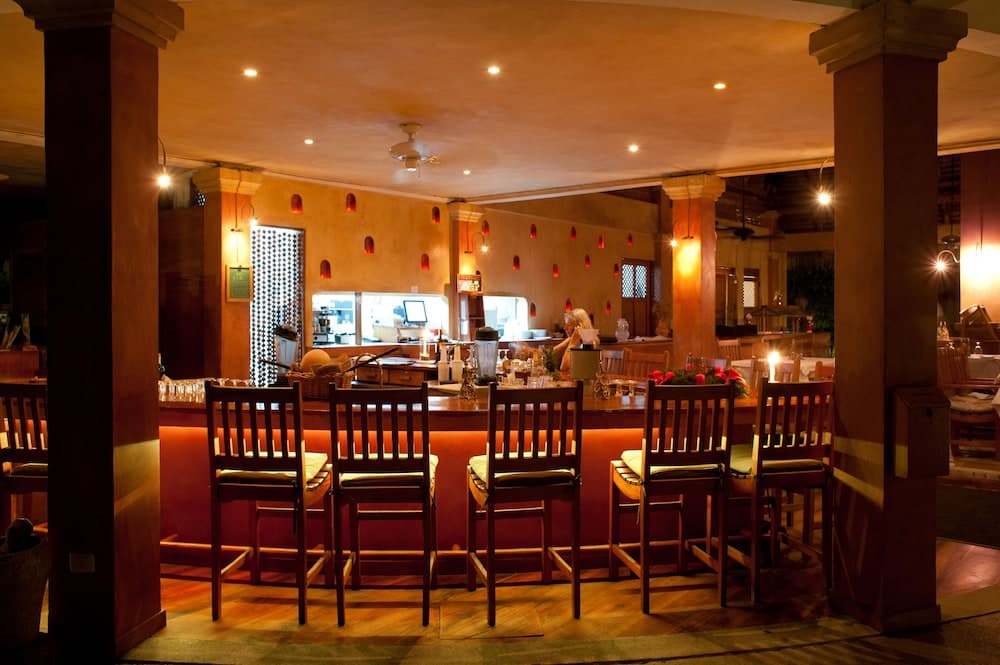 Capitán Suizo Beachfront Boutique Hotel