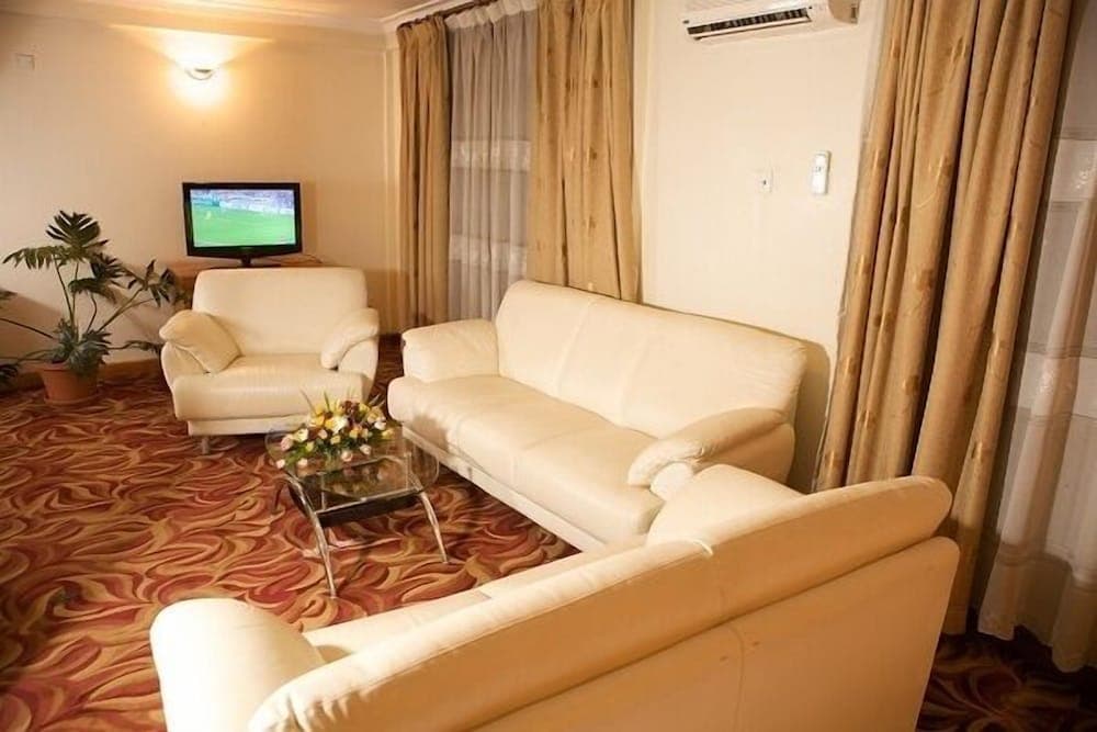 Ivys Hotel