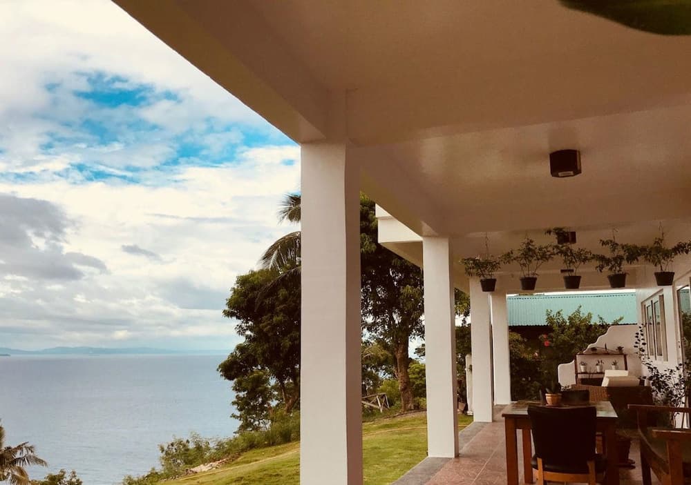 Monkey Beach Dive Resort