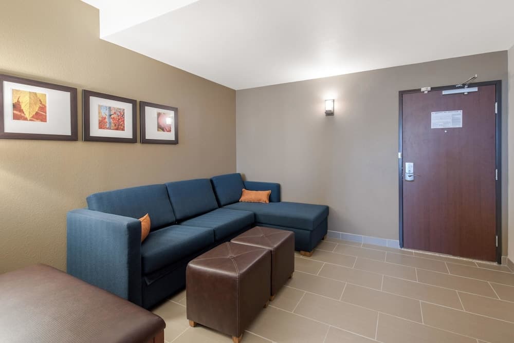 Comfort Suites Denver International Airport