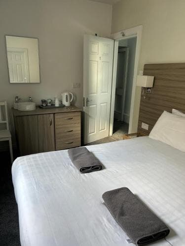Causeway Bay B&B