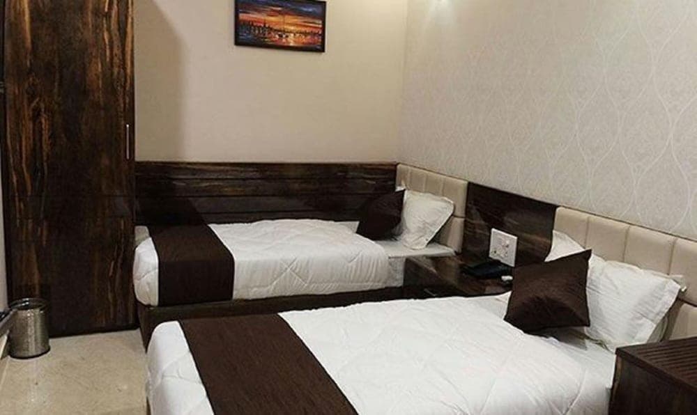 Fabhotel Purvika