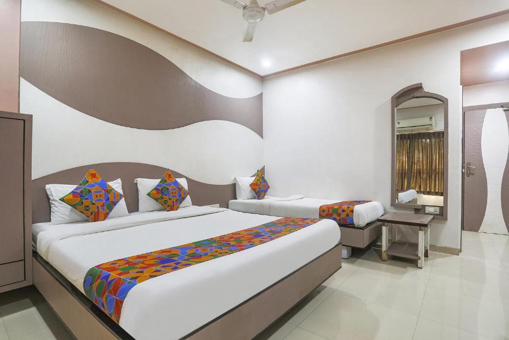 Hotel Merit