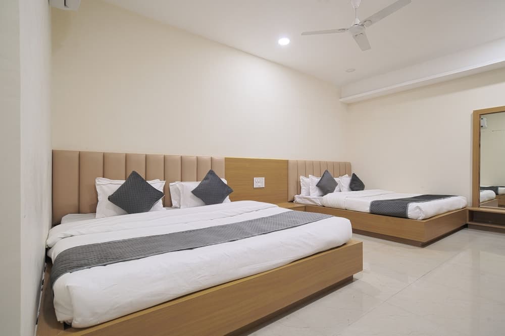 Hotel Shivlok