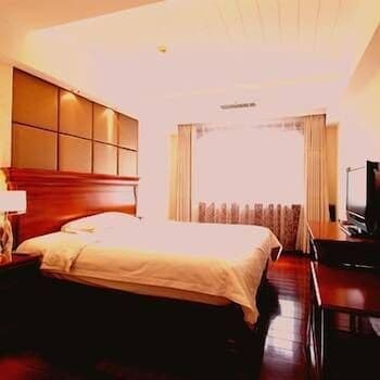 Jin He Hotel