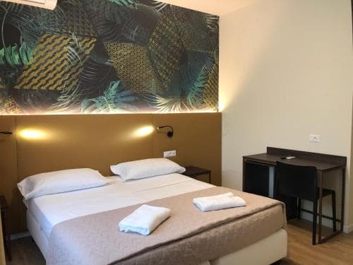 Hotel Suez