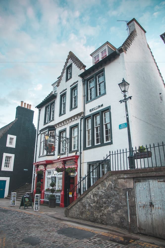 The Queens Bed & Breakfast