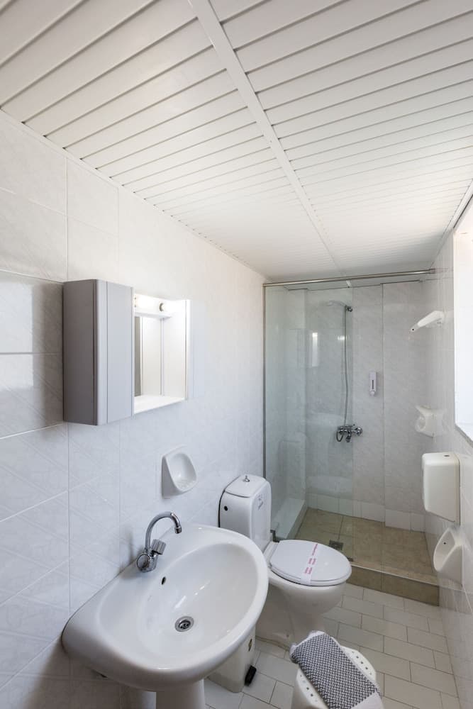 Revekka Rooms