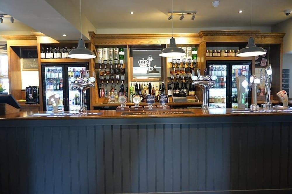 Crown and Anchor