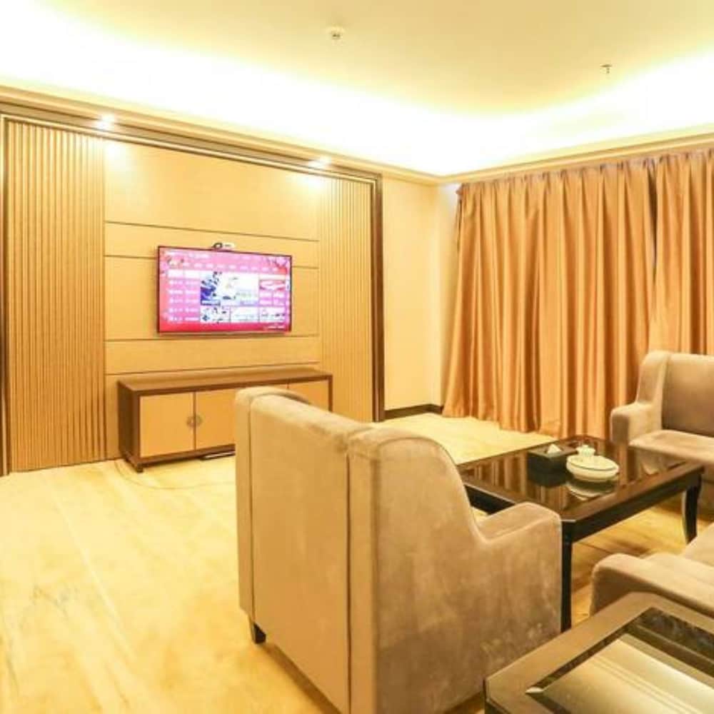 Mingxing Hotel