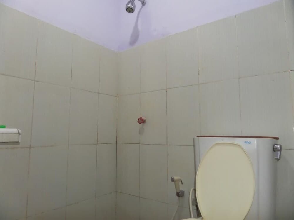 Surya Guest House Urbanview Probolinggo