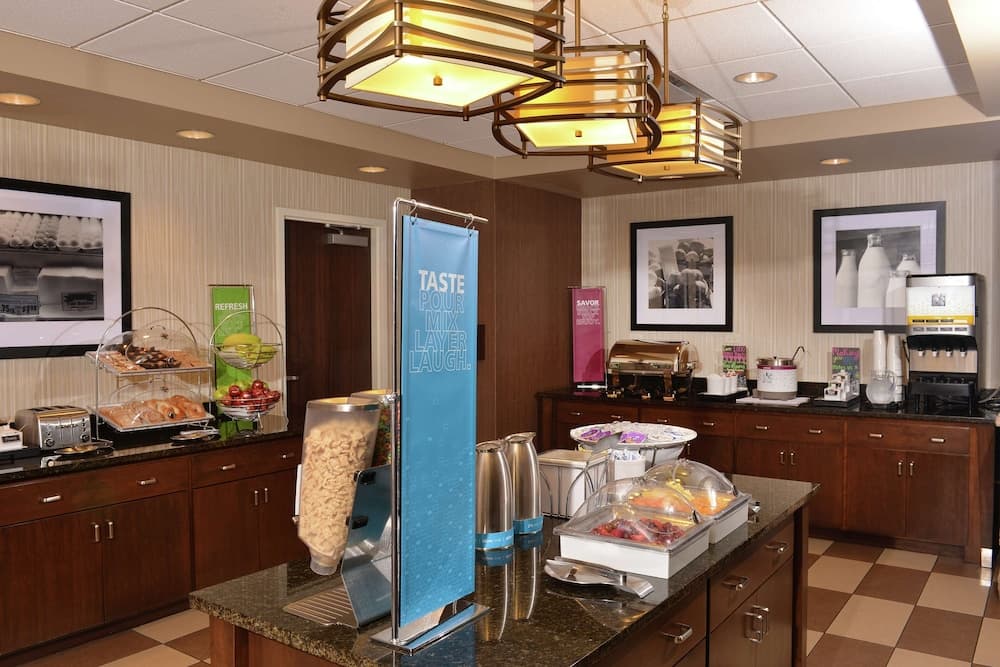 Hampton Inn Springfield Southeast