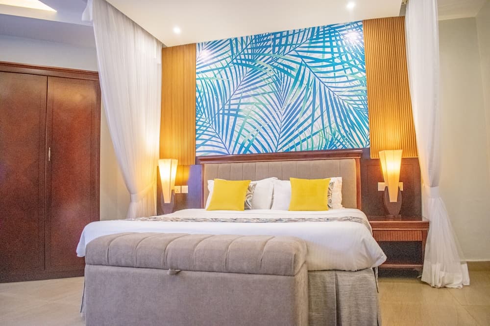 Royal Suites