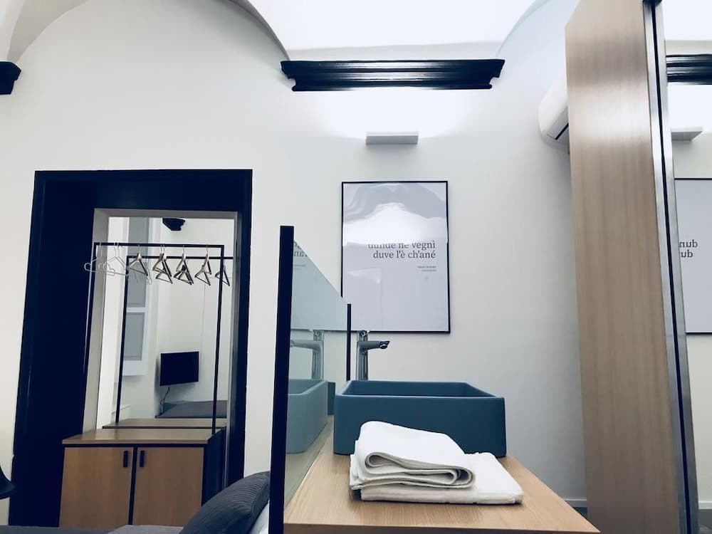 Genova Suite Art