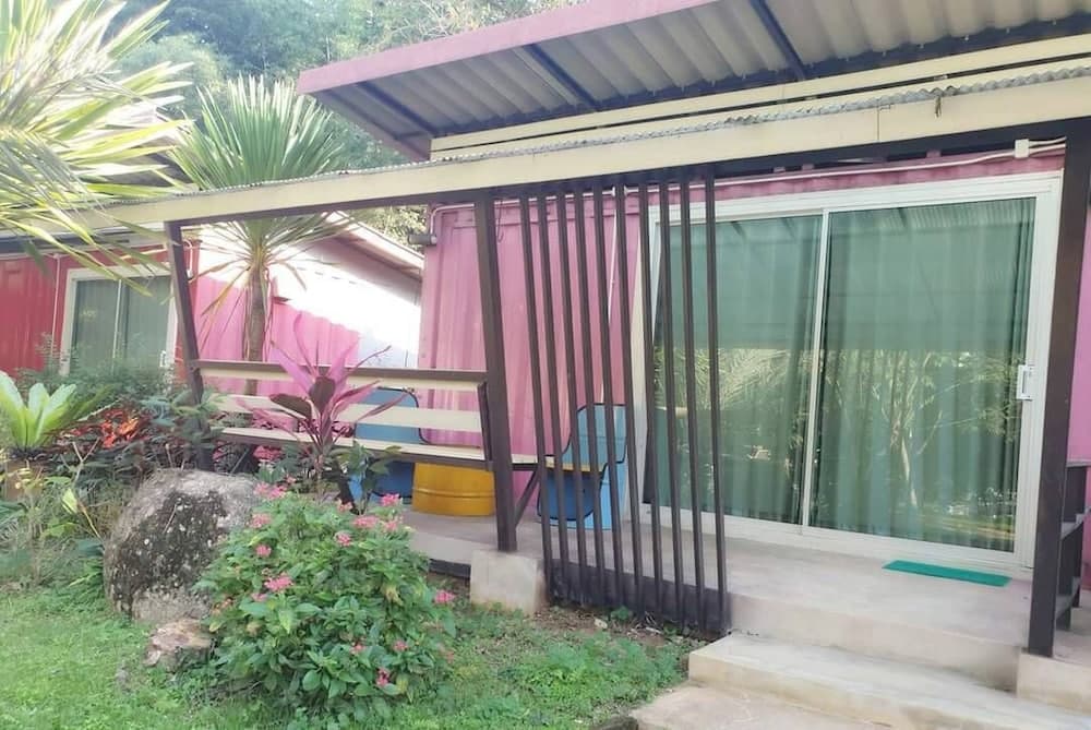 Mine Boxes Resort