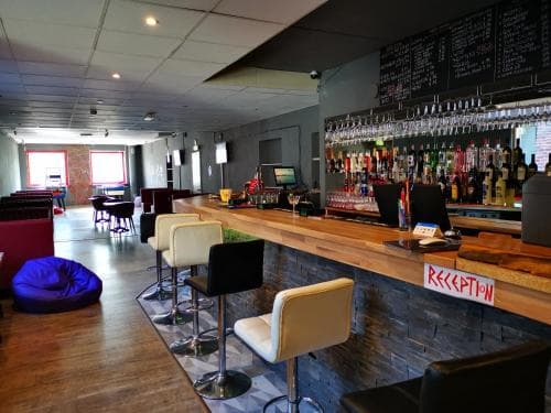 Red Emperor Hostel&Bar