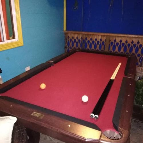 Cliff's Hostel