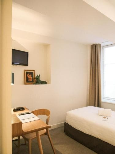 Le Phenix Hotel