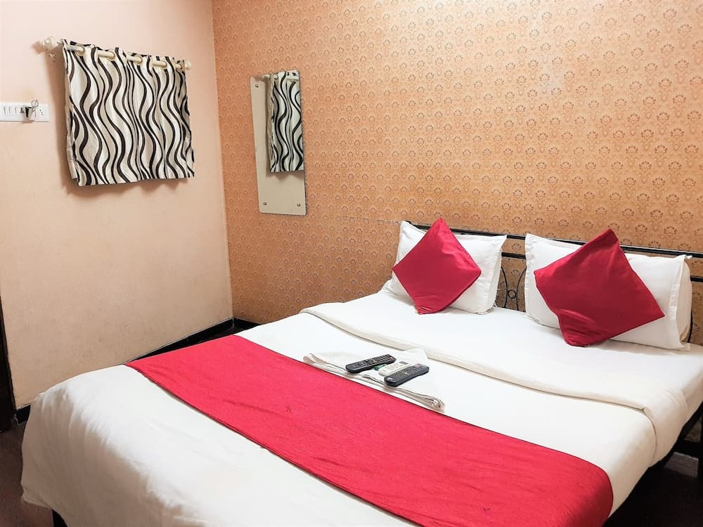 Hexa Star Residency