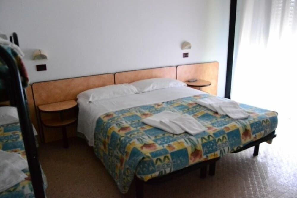 Mirella Hotel