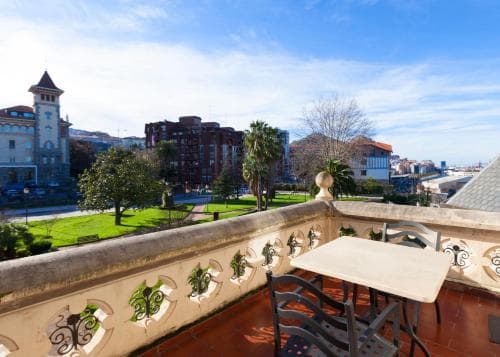 URH Palacio de Oriol Hotel
