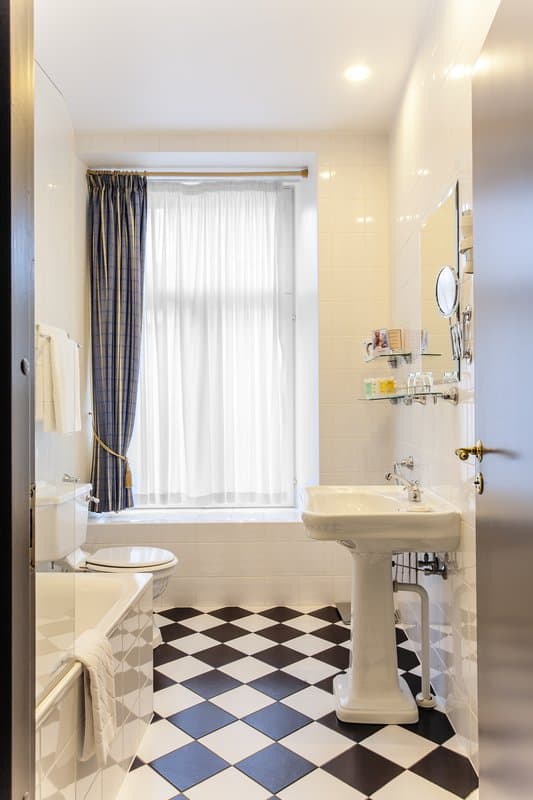 St Petersbourg Hotel