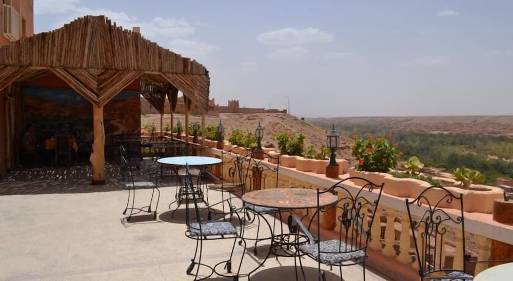 Hotel Al Manader